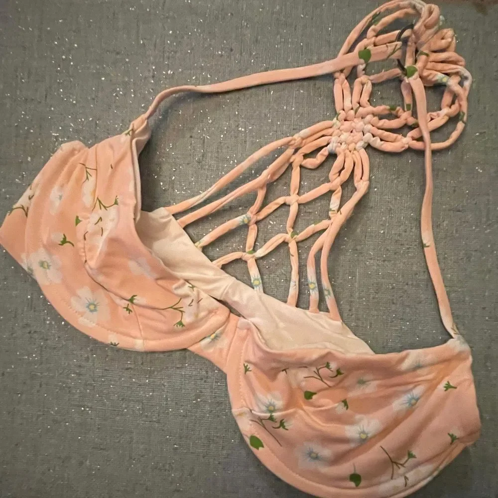 Frankie's Bikinis‎ Underwire Bikini Top